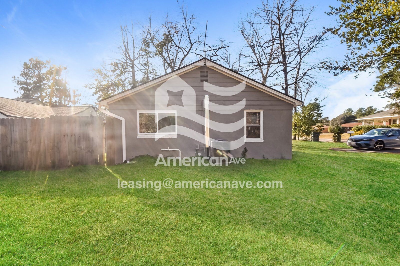 Building Photo - 305 Virginia Ave