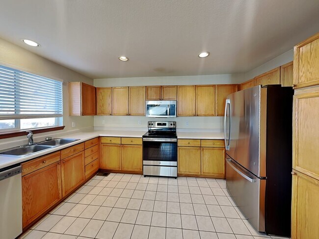 Building Photo - 5319 Rockhampton Cir
