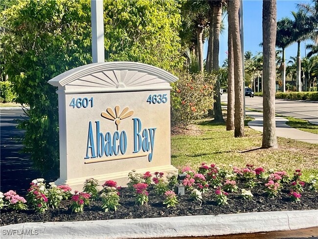 Building Photo - 4601 Bayshore Dr