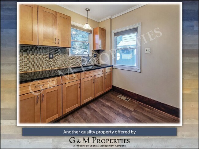 Building Photo - 3-Bedroom Home Rental - Near UofR and Stro...