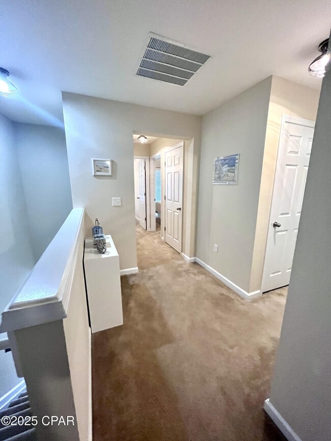 Building Photo - 231 Sand Oak Blvd