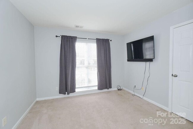 Building Photo - 1542 Rumstone Ln