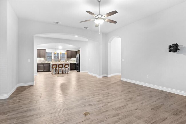 Building Photo - 7704 Vista Mejor Dr