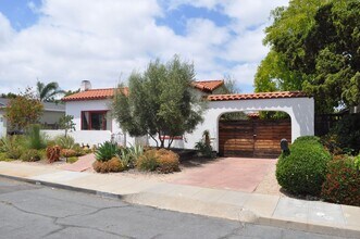 Building Photo - North Park 4BR/ 2BA "1,800 Square Feet" Si...