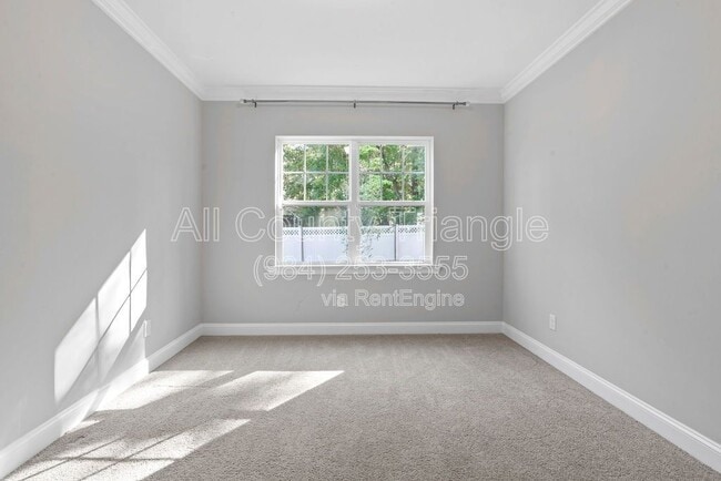 Building Photo - 504 Flip Trail