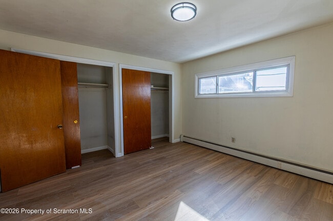 Building Photo - 16 Ralph St