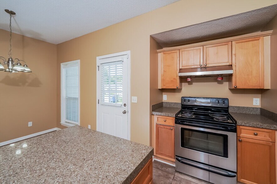 Building Photo - 5505 Leighaven Way