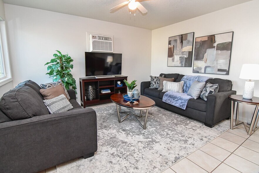 Interior Photo - Glenwood Villas