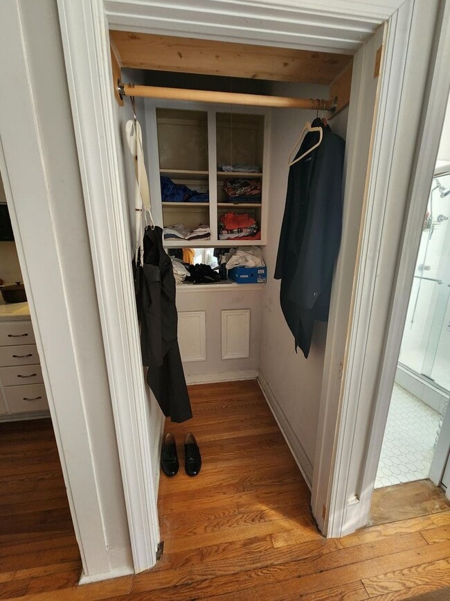 Building Photo - STUDIO DOWNTOWN RUTLEDGE AVENUE-AVAILABLE AUGUST 1, 2026