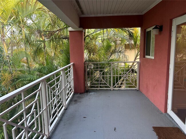 Building Photo - 3147 New York St