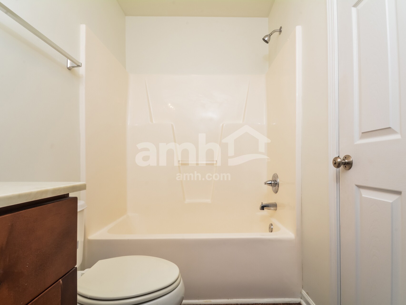 Building Photo - 75 Wolf Creek Ln