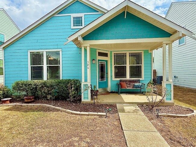 Primary Photo - 506 Shadow Point