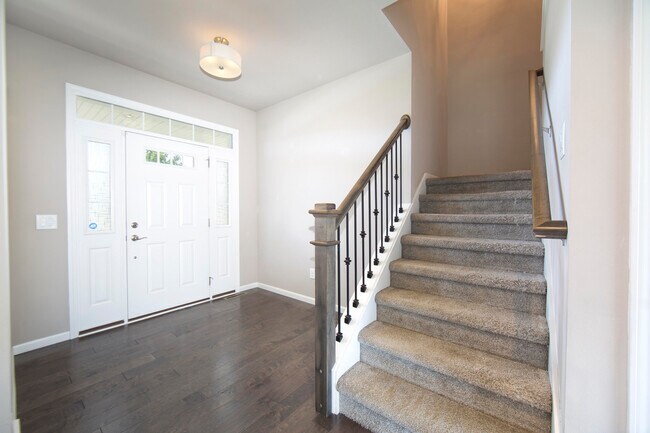 Building Photo - 7850 W Mourning Dove Ln