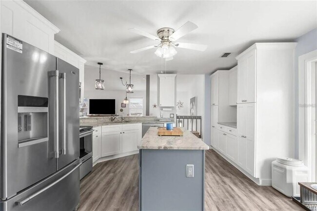Building Photo - 6029 Bayway Ct