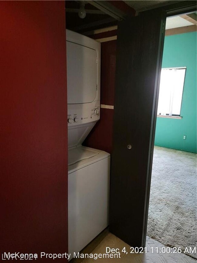 Building Photo - 2 br, 2 bath House - 4742 Obannon Drive #D