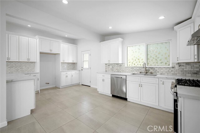 Building Photo - 3113 Harmony Pl