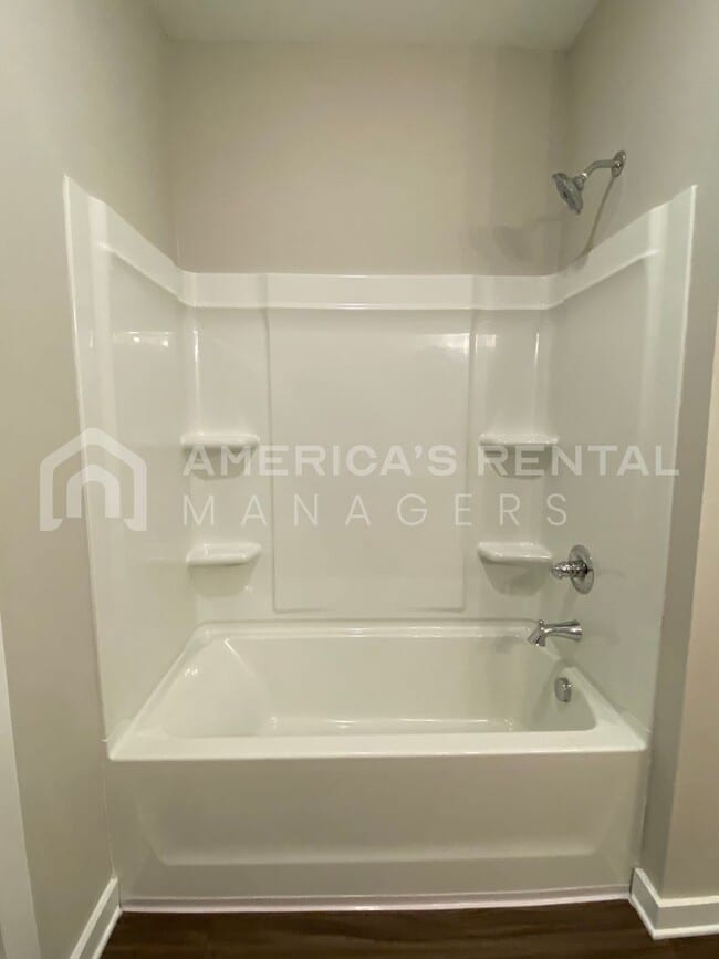 Building Photo - Home for Rent in Thorsby, AL!!! Sign a 13 ...