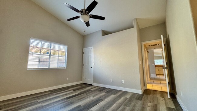 Building Photo - Beautifully Updated 3 Bedroom, 2 Bathroom Single-Level Home in Chandler (85225)!