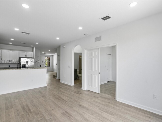 Building Photo - 11628 NW 87th Ln