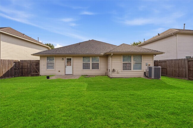 Building Photo - 2734 Trinity Glen Ln