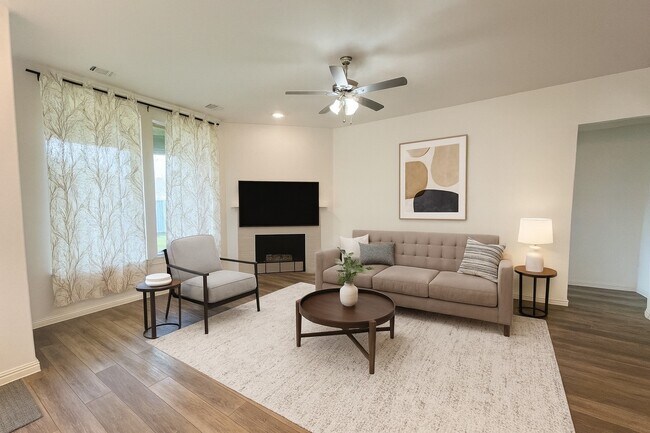 Building Photo - 3023 Dragonlet Ln