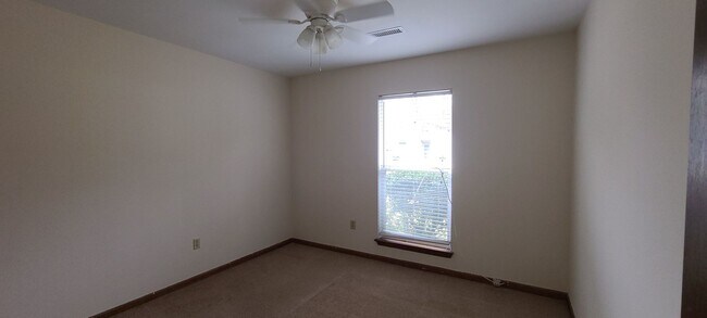 Building Photo - West Ashley Home- Forest Lakes Subdivision