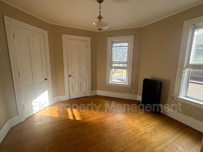 Building Photo - 203 Fulton Ave