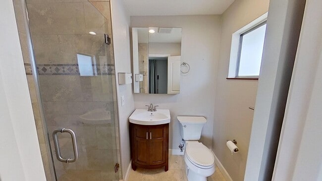 Building Photo - 14321 Riviera Dr