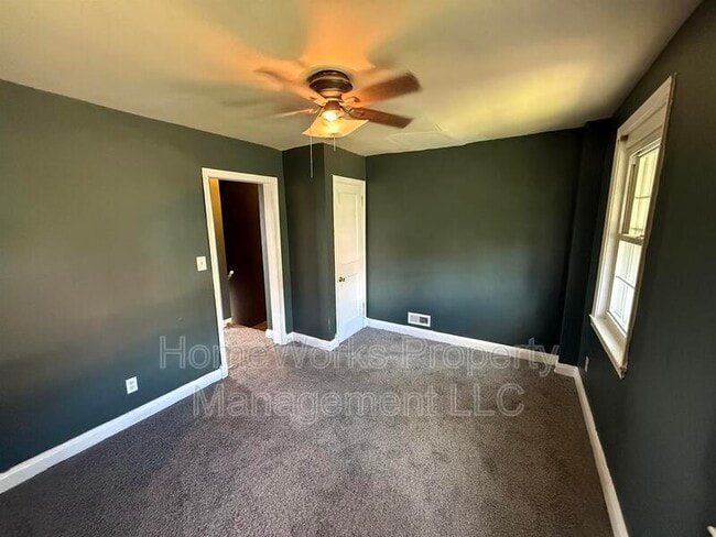 Building Photo - 3844 Elmley Ave