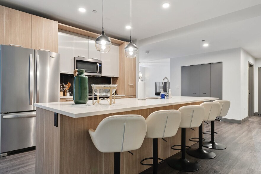 Building Photo - 29 S LaSalle St