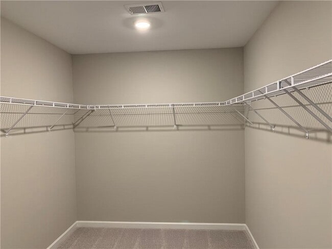 Building Photo - 2139 Lanier Harbor Pt