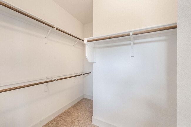 Building Photo - 1408 Casa Dr