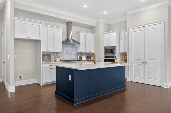 Building Photo - 687 Stickley Oak Way