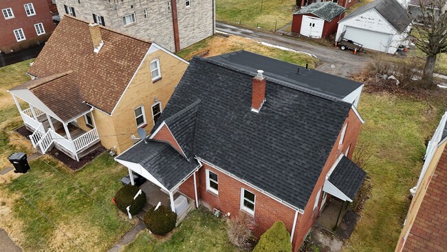 Building Photo - 2102 McLean St