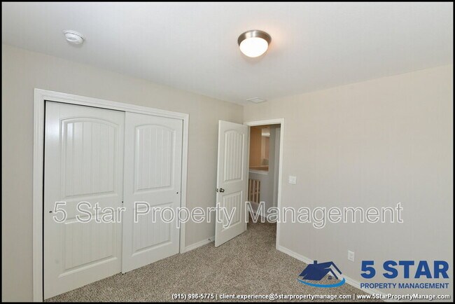 Building Photo - 6933 Copper Town Dr