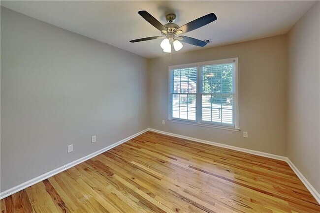 Building Photo - 1037 Ashfern Walk