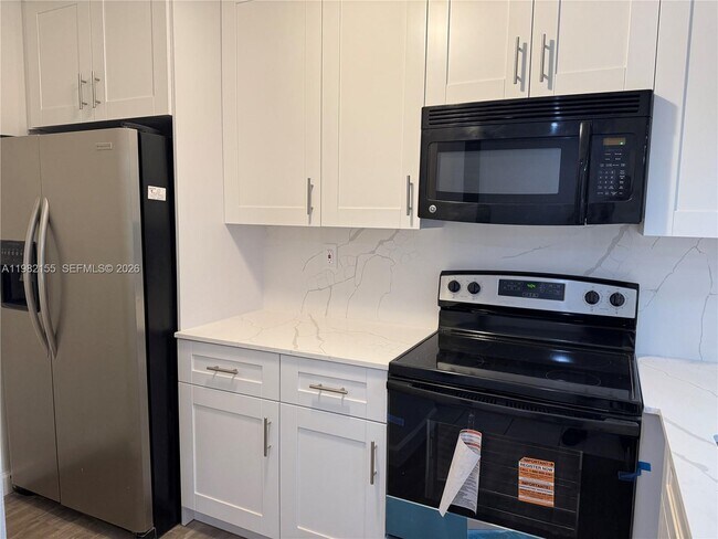 Building Photo - 15610 SW 80th St