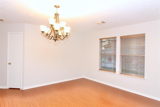 Building Photo - 2014 Kitty Hawk Dr