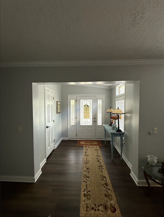 Building Photo - Updated Country Home – 3 Bed, 2 Bath – 2,500 Sq Ft with Fenced Yard & Spacious Porches