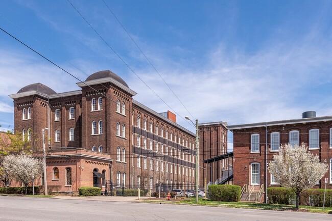 Building Photo - 1350 Rosa L Parks Blvd