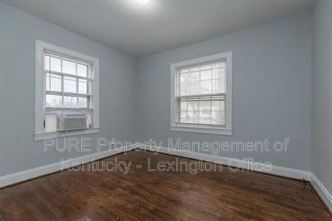 Building Photo - 200 Floral Park