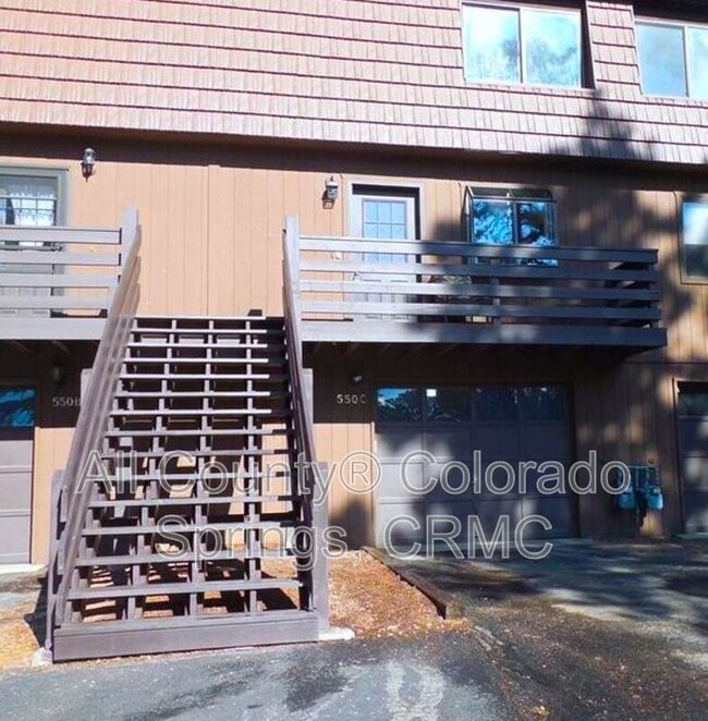 Primary Photo - 550 Manor Ct