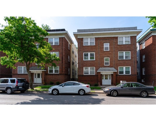 W 40th Street 11151121 W 40th St Kansas City MO 64111 Apartment Finder