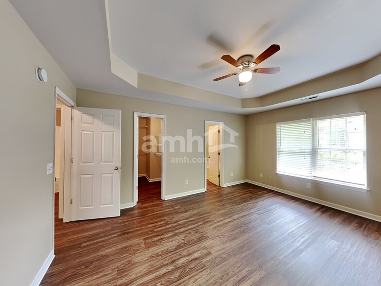 Building Photo - 1578 Laurel Ledge Dr