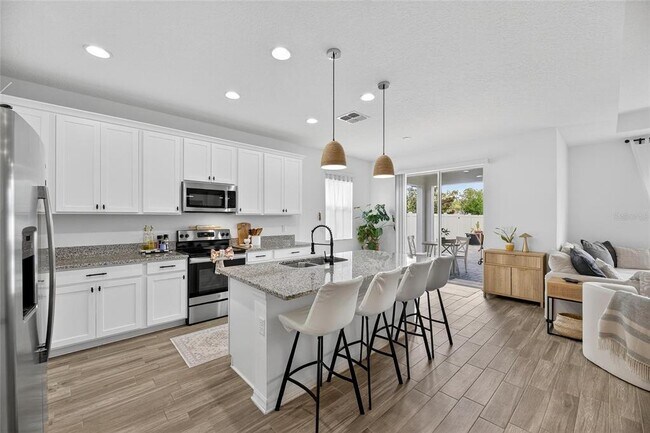 Building Photo - 30439 Caravelle Ln