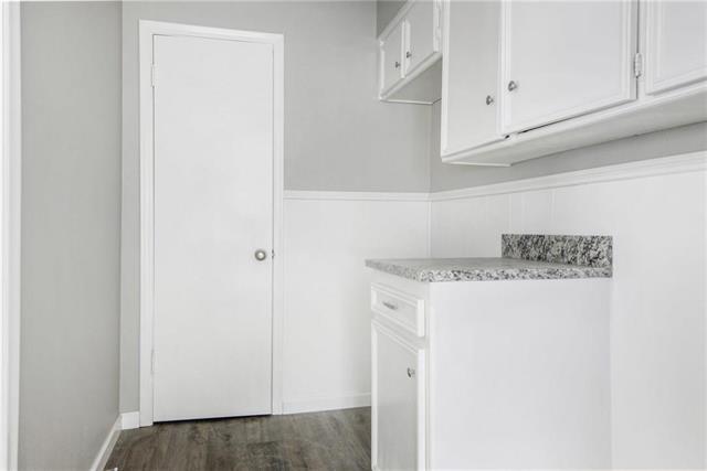 Building Photo - 2808 Golfing Green Dr