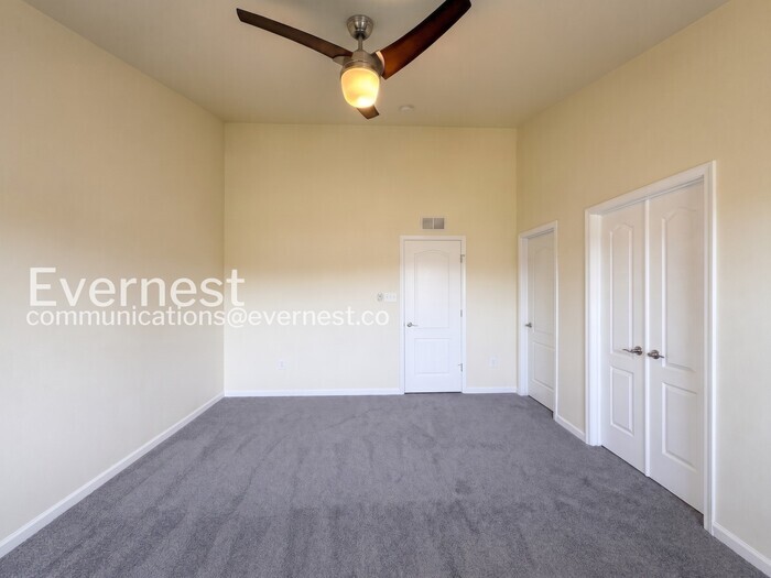Building Photo - 6137 Hanlon St