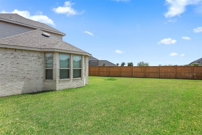 Building Photo - 13005 Blue Flora Dr