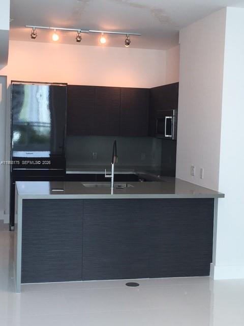 Building Photo - 1080 Brickell Ave