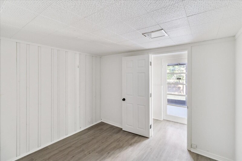 Building Photo - 6412 Nelwood Rd